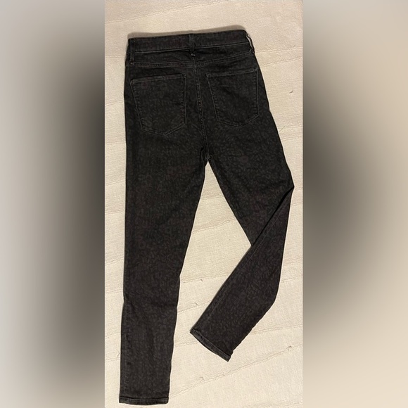 Abercrombie Black & Grey Cheetah Print High Rise Super Skinny Ankle Jeans size 4 - Picture 2 of 6